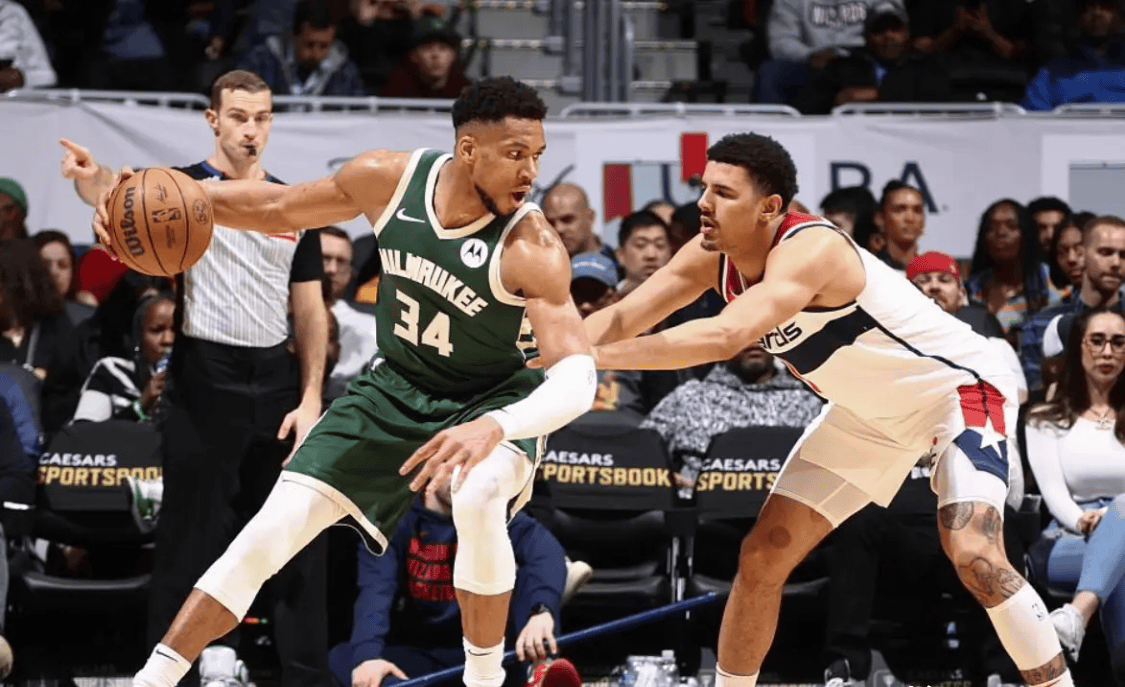 雄鹿惊艳全场,公牛助攻爆棚,字母哥逆转取胜! 雄鹿惊艳全场,公牛助攻爆棚,字母哥逆转取胜!