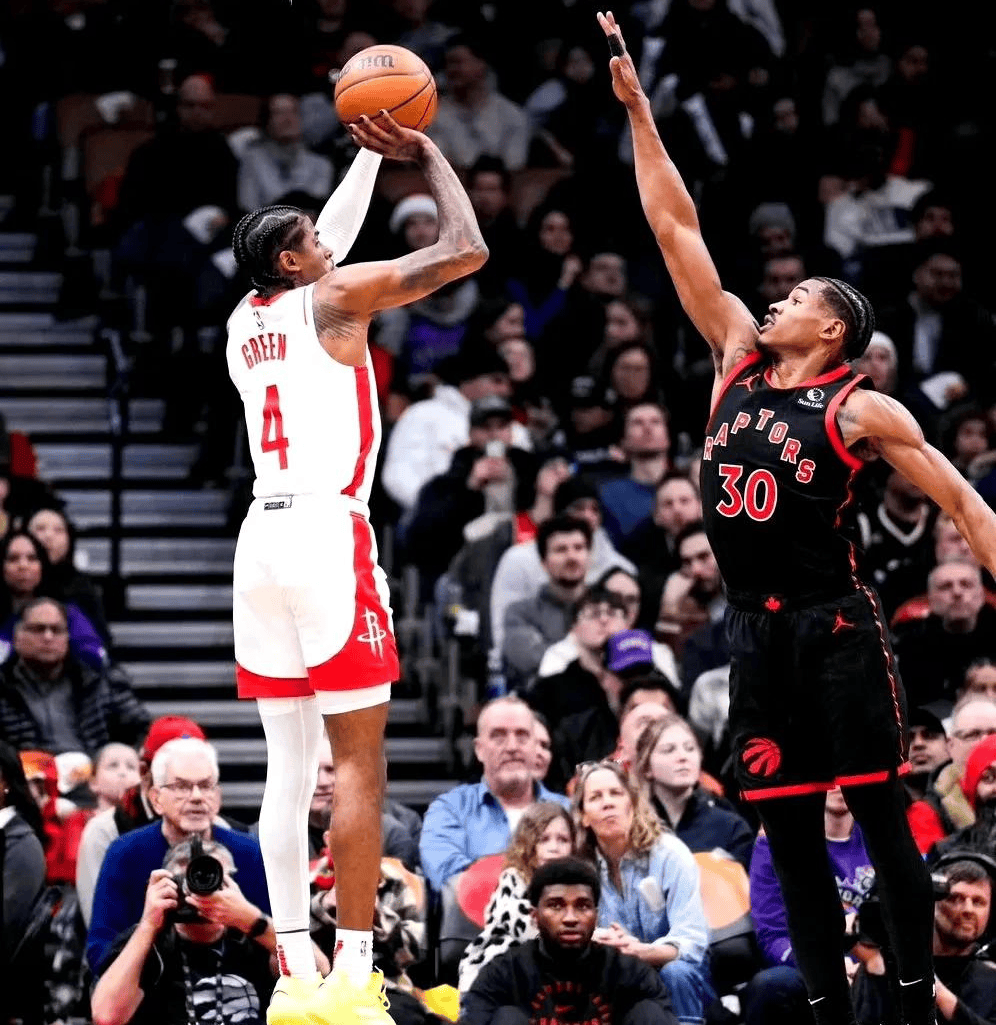 猛龙惊艳全场,爆发新星助攻爆棚,热火逆转取胜! 猛龙惊艳全场,爆发新星助攻爆棚,热火逆转取胜!